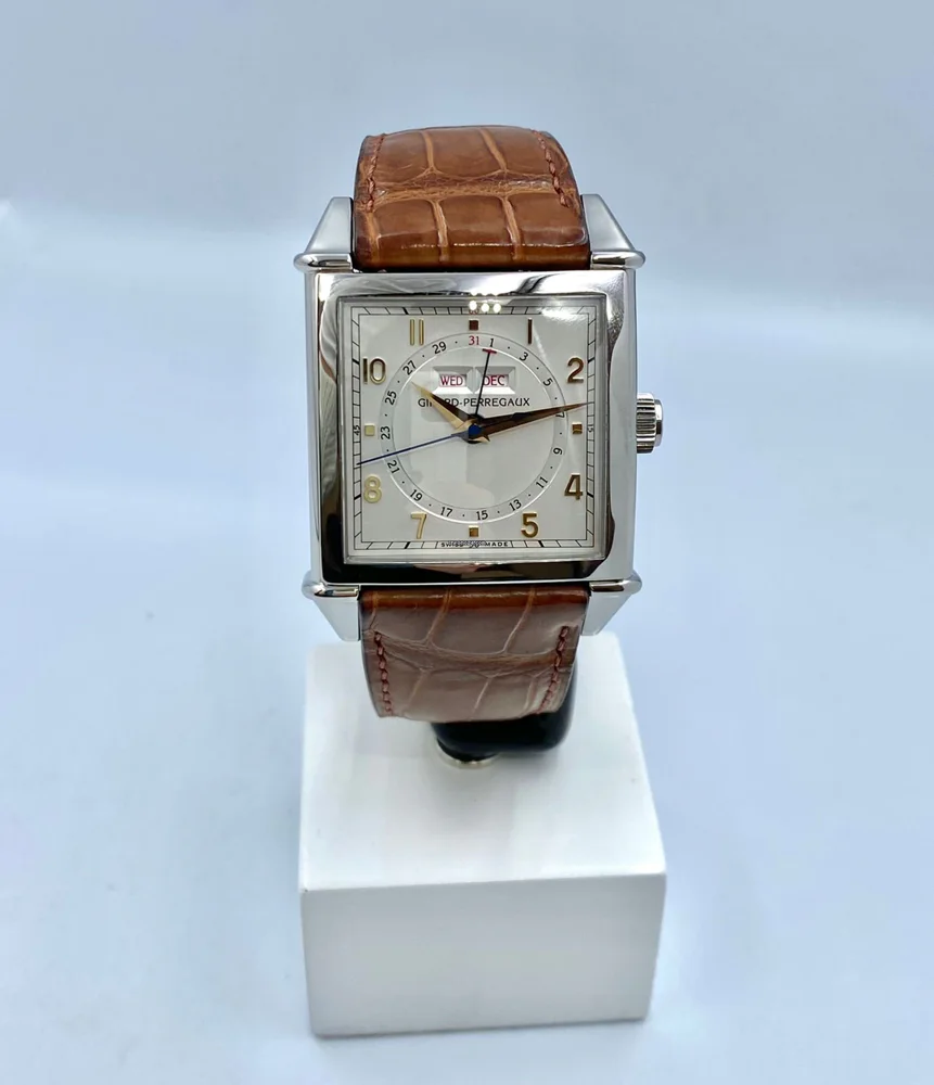 Girard Perregaux Vintage 1945 25810-11-151-BACA